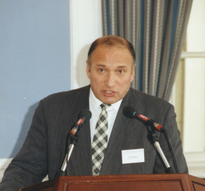 Выступление перед слушателями экспериментального учебного курса повышения квалификации «Международное образование и московская школа». Москва, Россия